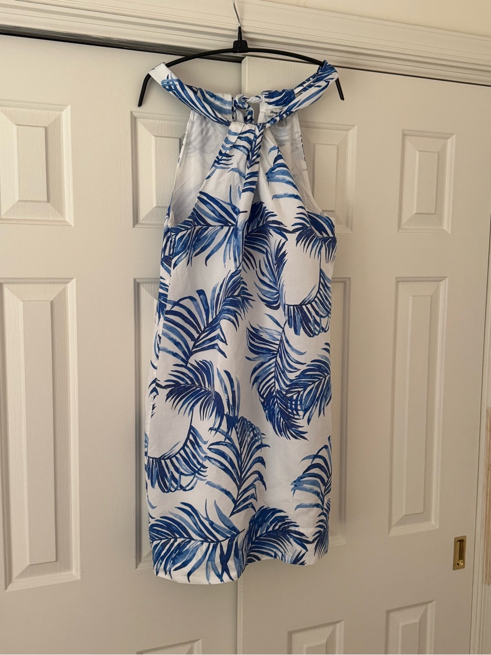Tommy Bahama White Dress with Blue Palm Motif - Picture 2 of 12